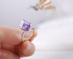 2013新品愛情水立方 設計師夸張戒指與個人衛生用品的創新融合